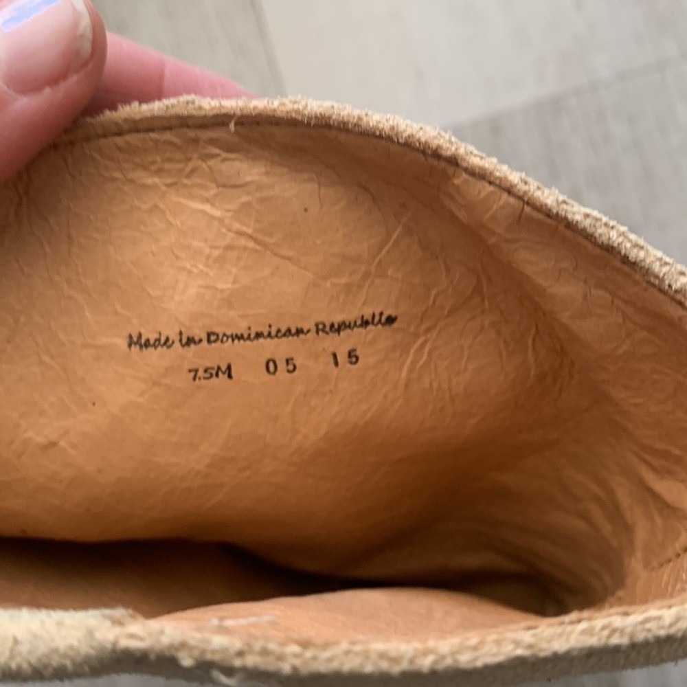 Jack Rogers NWOB Kaitlin Stitch Boot 7.5 tan cream - Picture 13 of 13